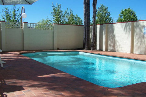 Econo Lodge Griffith Motor Inn - Accommodation Newcastle 1