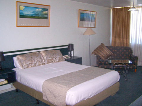 Econo Lodge Griffith Motor Inn - Accommodation Newcastle 2