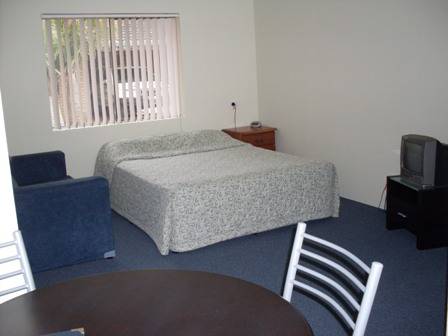 El Lago Tourist Park - Accommodation Newcastle 1