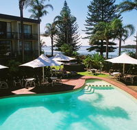 El Lago Waters Resort - Accommodation Newcastle