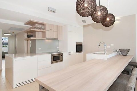 Fairshore Apartments - Accommodation Newcastle 2