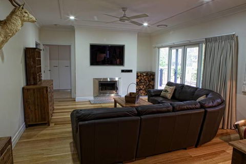 G G's By The River - Accommodation Newcastle 0