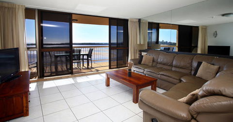 Gemini Resort - Accommodation Newcastle 2