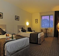 Golden Pebble Hotel - Accommodation Newcastle