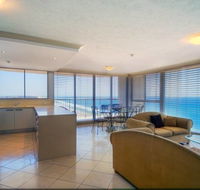 Golden Sands on Main Beach - Accommodation Newcastle