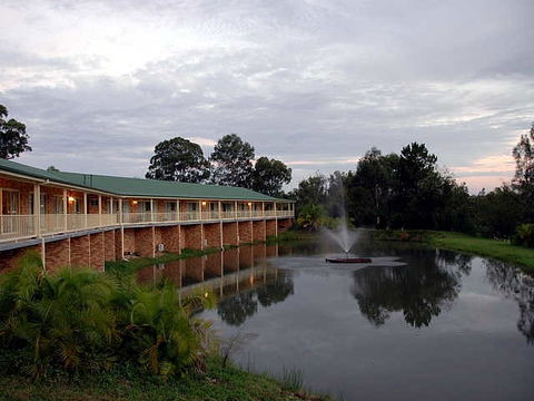 Golf Club Motor Inn Wingham - Accommodation Newcastle 1