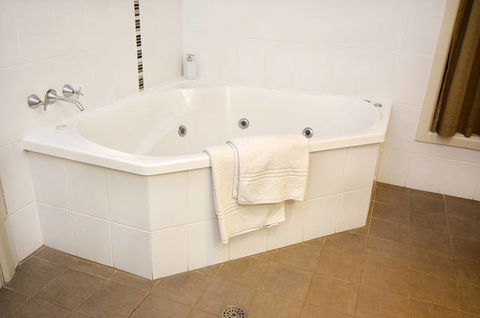 Mackellar Motel - Accommodation Newcastle 1