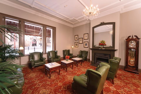 Hadley's Orient Hotel - Accommodation Newcastle 1