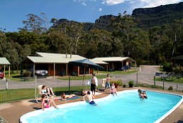 Halls Gap Log Cabins - Accommodation Newcastle 0
