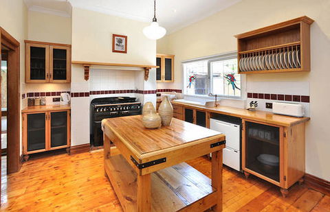 Healesville Garden Homestead - Accommodation Newcastle 3