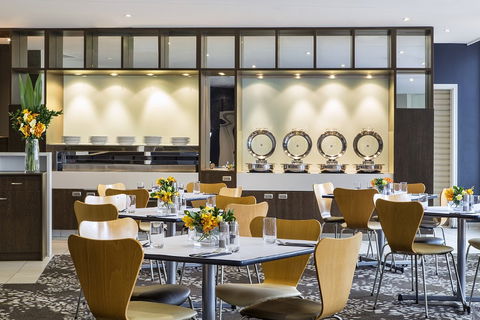 Holiday Inn Melbourne Airport - Accommodation Newcastle 8