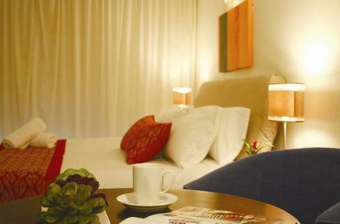 Hotel Laguna - Accommodation Newcastle 0