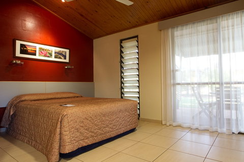 Kakadu Crocodile Hotel - Accommodation Newcastle 2