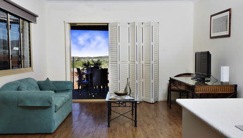 Kimberley Hotel - Accommodation Newcastle 0