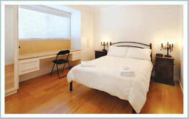 Lakeside Studio - Accommodation Newcastle 3