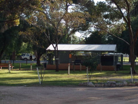 Laura Community Caravan Park - Accommodation Newcastle 1