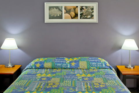 Limassol Motel - Accommodation Newcastle 6