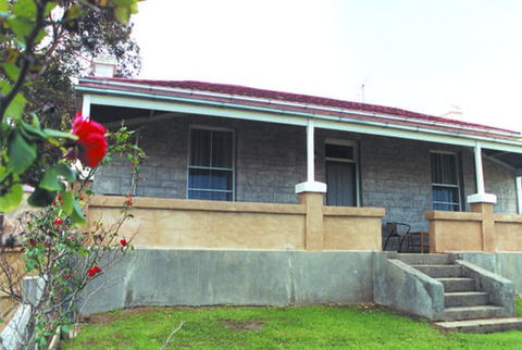 Limestone View (Naracoorte Cottages) - Accommodation Newcastle 0
