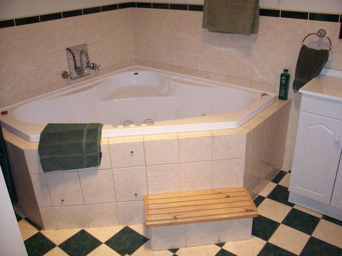 Limestone View (Naracoorte Cottages) - Accommodation Newcastle 2