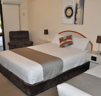 Longreach Motor Inn - Accommodation Newcastle