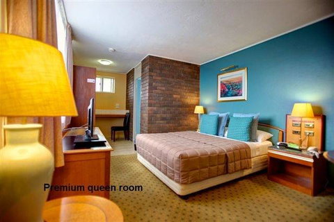 Matador Motor Inn - Accommodation Newcastle 0