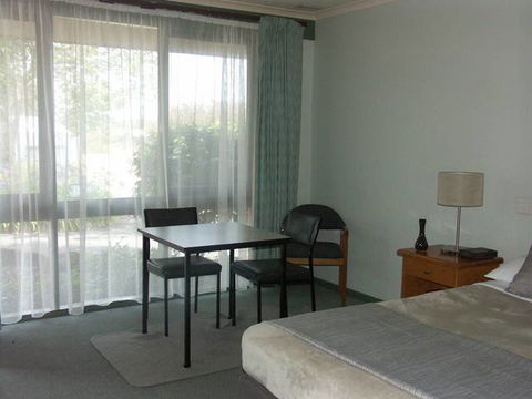Melaleuca Motel - Accommodation Newcastle 1