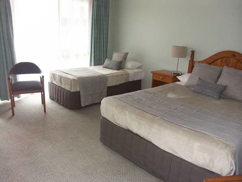 Melaleuca Motel - Accommodation Newcastle 0