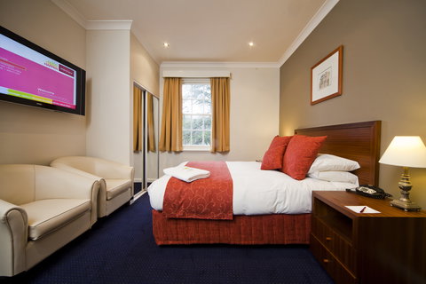 Mercure Canberra - Accommodation Newcastle 7