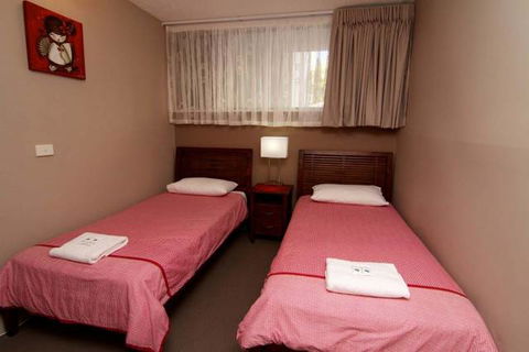 Merrima Court Holiday Apartments - Accommodation Newcastle 8