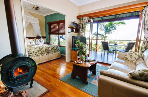 Lillypillys Cottages & Day Spa - Accommodation Newcastle 1