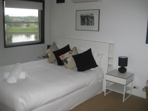 Noosa Entrance Waterfront Resort - Accommodation Newcastle 11