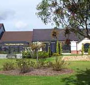 Mick O'Sheas Irish Pub Motel - Accommodation Newcastle