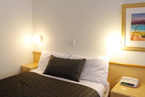 Mid City Motor Inn - Accommodation Newcastle 3