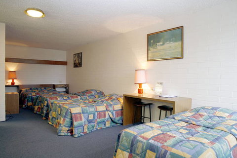 Midtown Motor Inn - Accommodation Newcastle 3