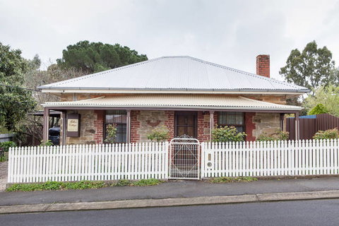 Millies Cottage - Accommodation Newcastle 1