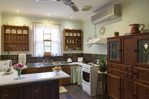 Millies Cottage - Accommodation Newcastle 0