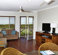Moonlight Bay Suites - Accommodation Newcastle