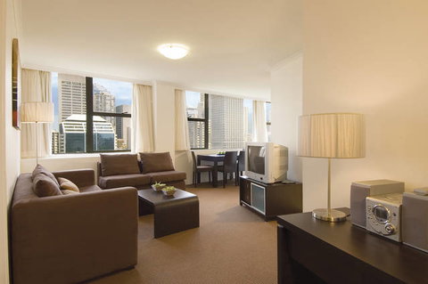 Oaks Hyde Park Plaza - Accommodation Newcastle 0