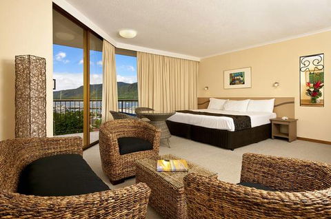 Pacific Hotel Cairns - Accommodation Newcastle 0