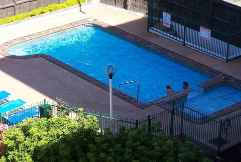 Pacific Surf Absolute Beachfront Apartments - Accommodation Newcastle 2