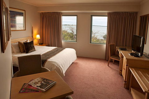 Pagoda Resort & Spa - Accommodation Newcastle 0