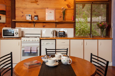 Pelicans At Denmark - Chalets - Accommodation Newcastle 9