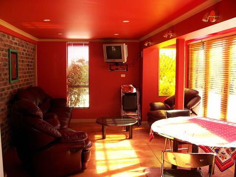 Peppers Over The Lake - Accommodation Newcastle 0