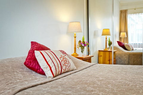 Premier Motor Inn - Accommodation Newcastle 2