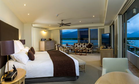 Pullman Reef Hotel Casino - Accommodation Newcastle 4