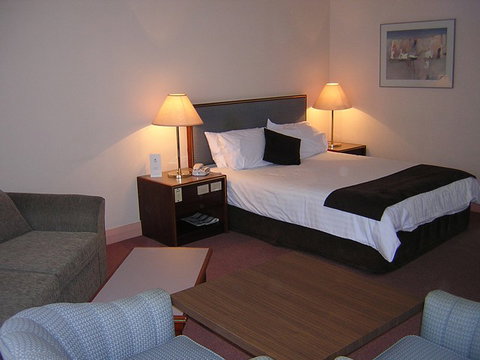Quality Hotel Bathurst - Accommodation Newcastle 0