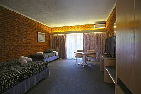 Quality Hotel Melbourne Airport - Accommodation Newcastle 3