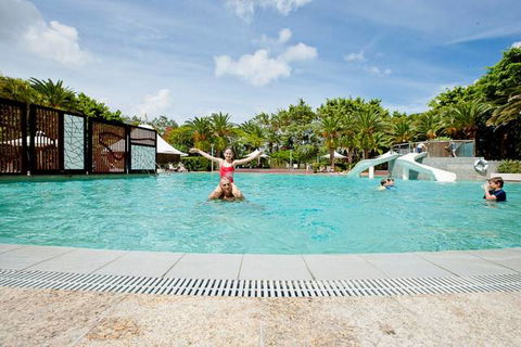 RACV Royal Pines Resort - Accommodation Newcastle 4