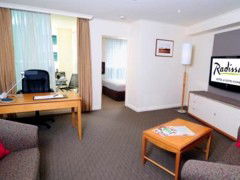 Radisson Hotel & Suites Sydney - Accommodation Newcastle 3
