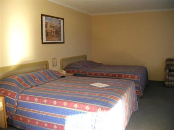 Reef Motor Inn - Accommodation Newcastle 3